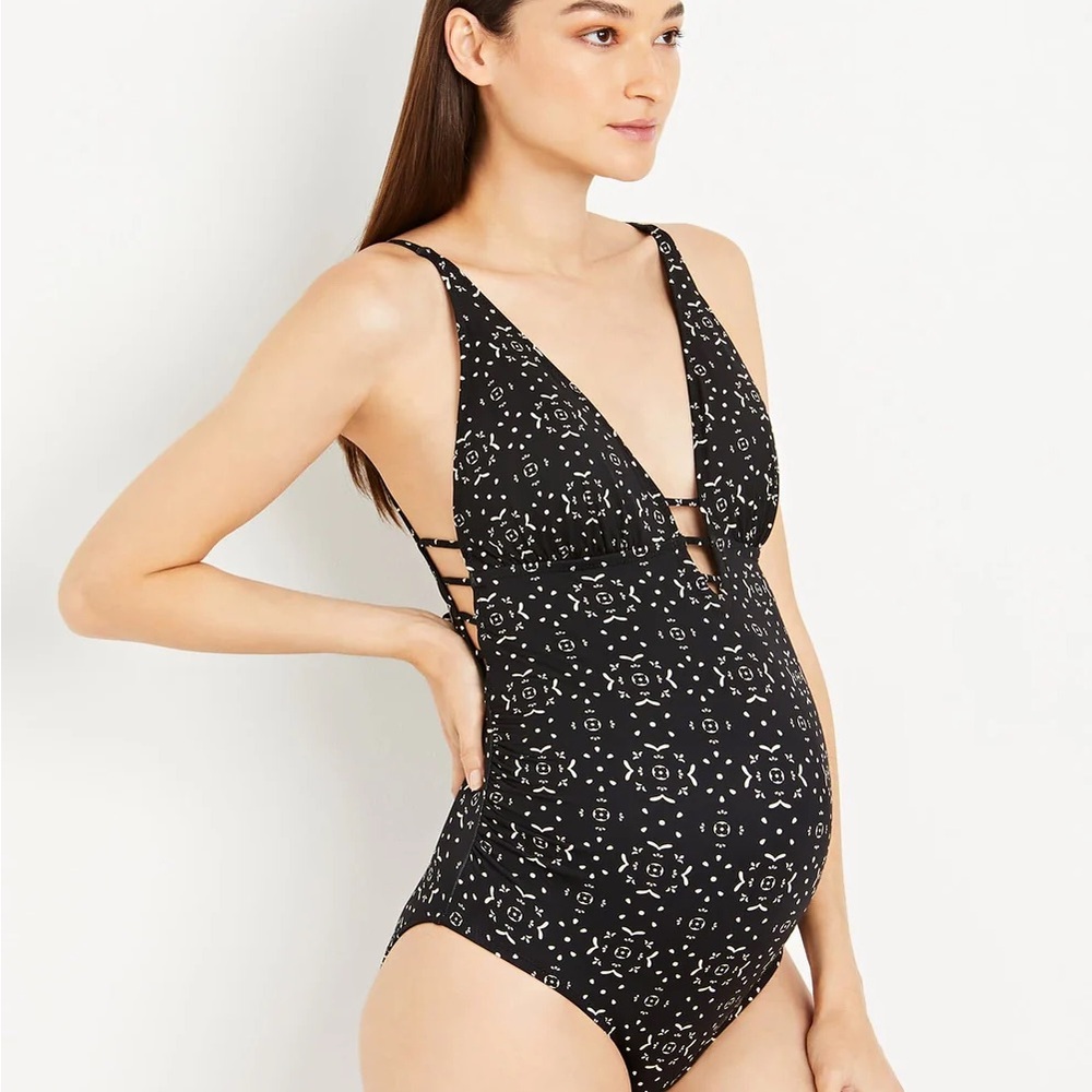 Pea in the Pod Maternity Swimsuit